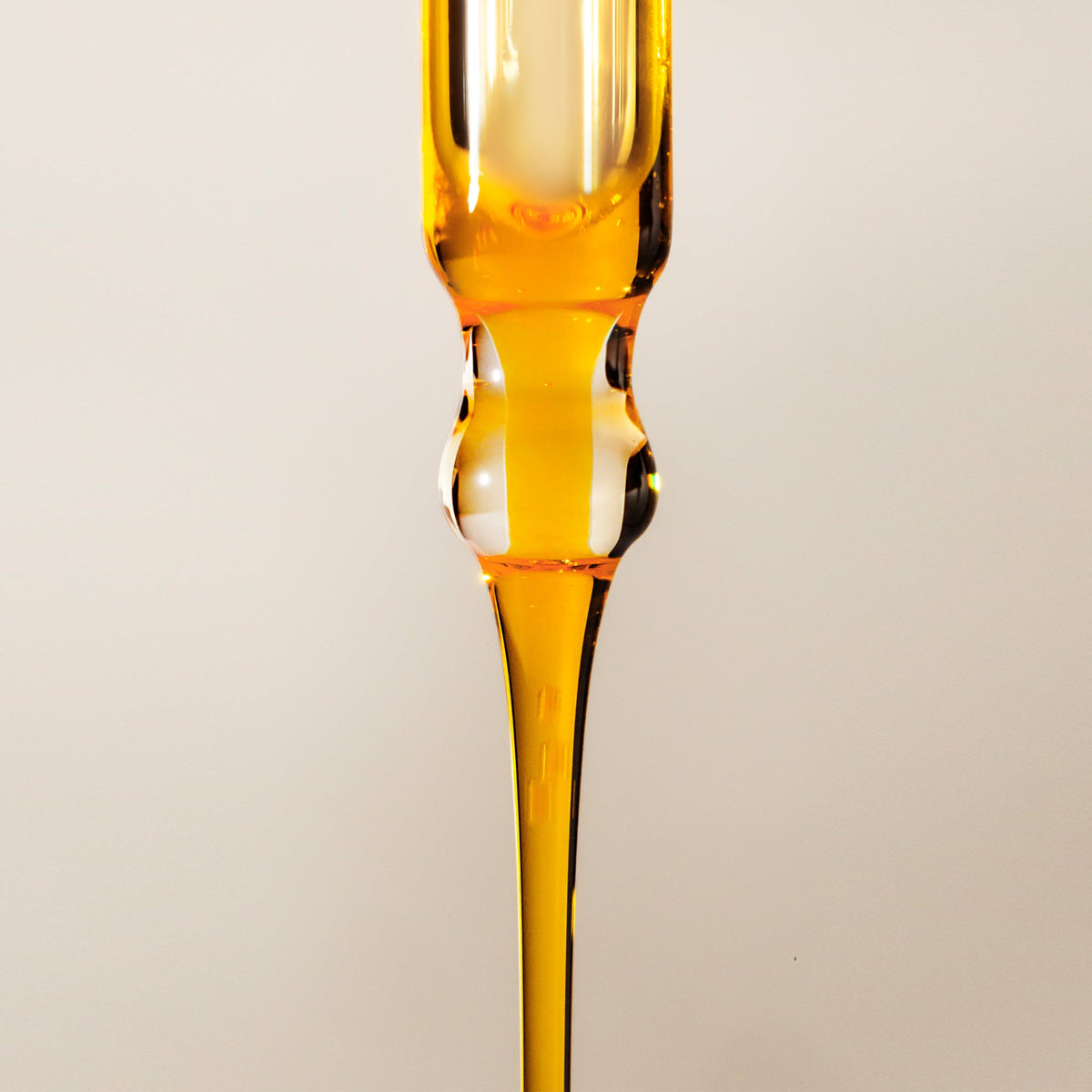 heavenly-sixteen-all-in-one-face-oil-r6 H16-Close-Ups.jpg