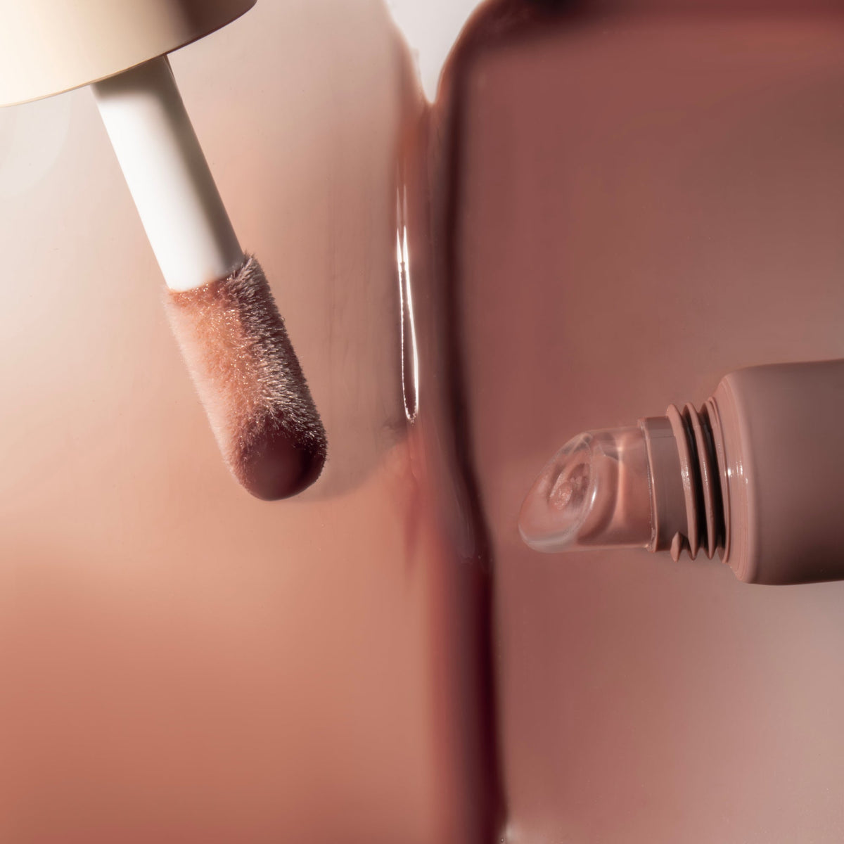 dream-lip-oil-warm-beige-y6 PDP_DLO-WarmBeige-3.jpg