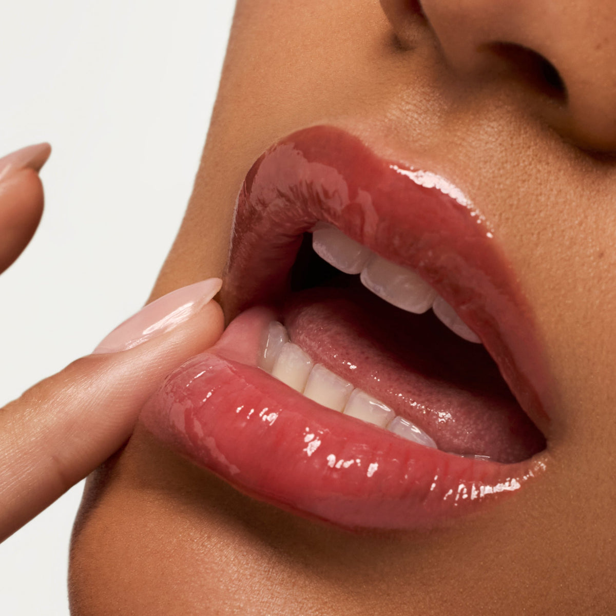 lip-butter-balm-poppy-s7 PDP_LBB-Poppy-2.jpg
